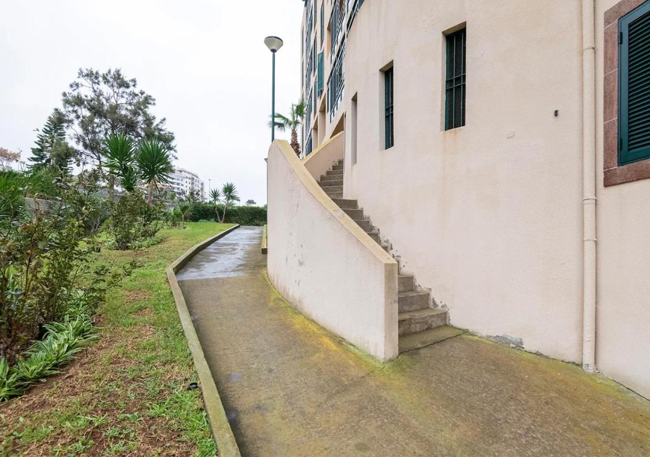 Lovely 1-Bedroom Apartment With Parking Ocean View Funchal  Luaran gambar